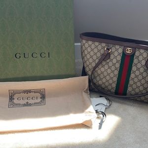 Gucci Ophidia GG Medium Tote